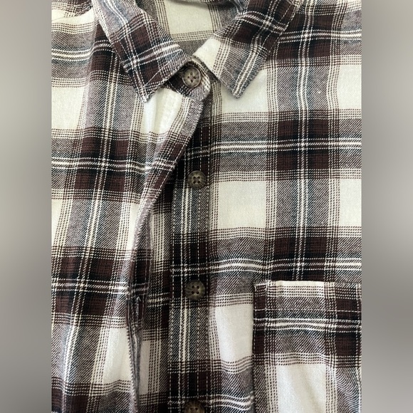 Garage flannel - Picture 3 of 5